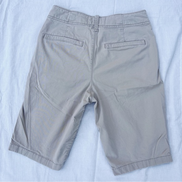 Hollister Cali Longboard Tan Shorts - Picture 2 of 3